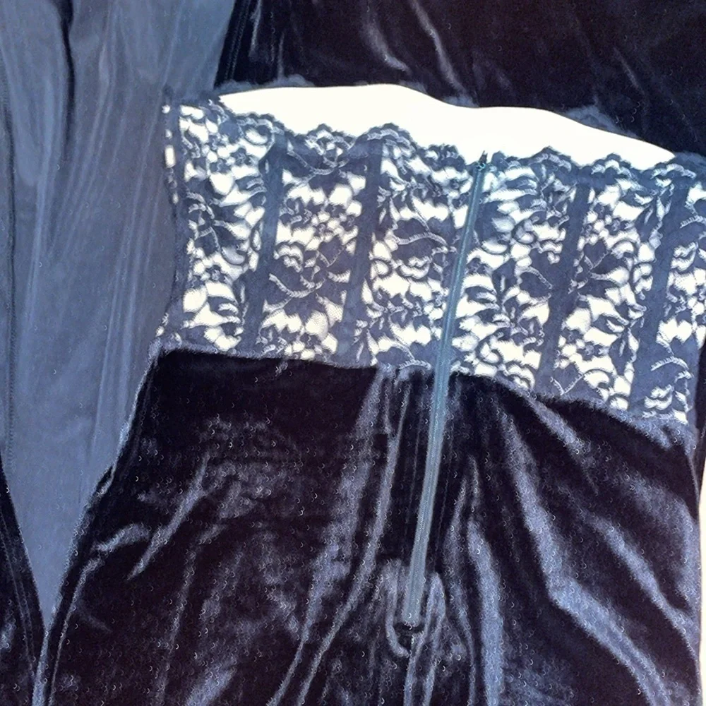 Windsor women’s size Large dress black nude lace velvet gown party maxi slit - Picture 7 of 10